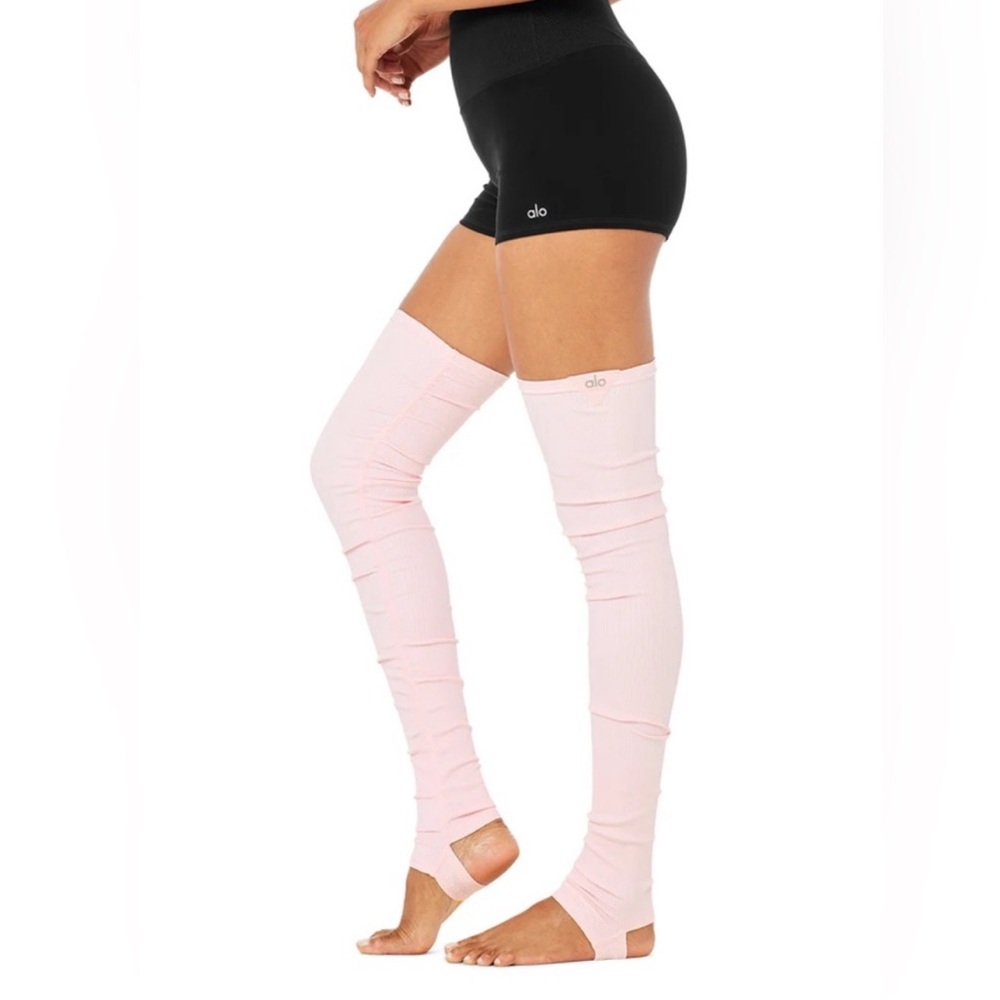 ALO Yoga Goddess Leg Warmers Socks in Pale Pink SOLD OUT Style